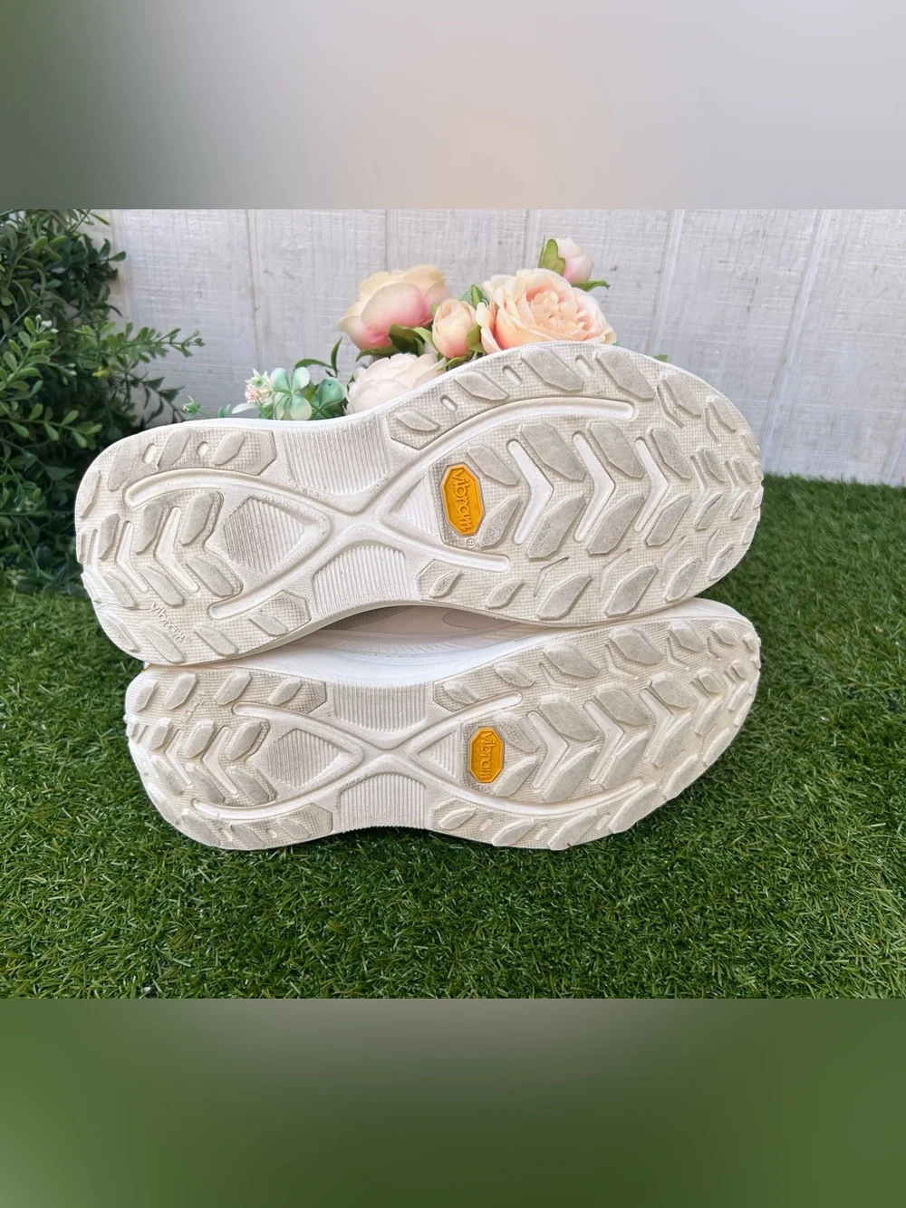 HOKA Transport 2 Women's White/White size 8.5 gently used